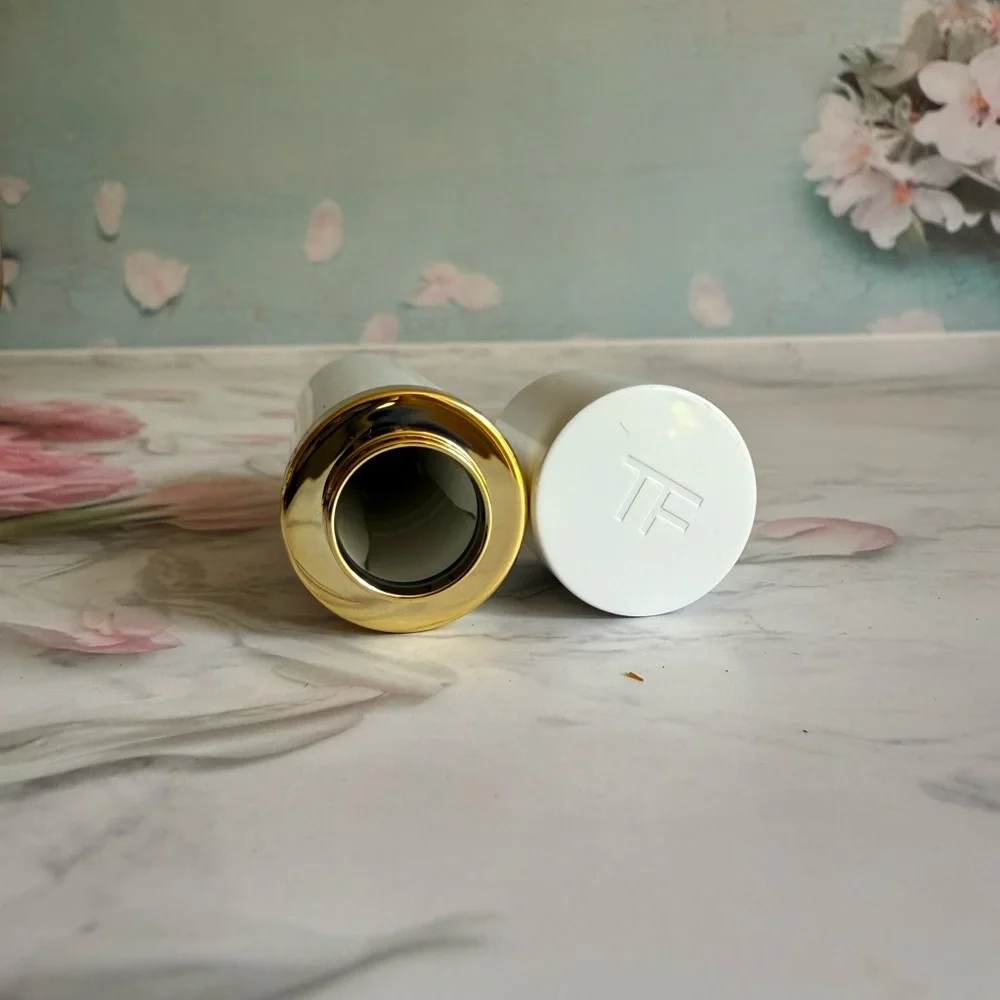 Tom Ford Private Blend Atomizer/ Travel Case, New, Magnet Cap